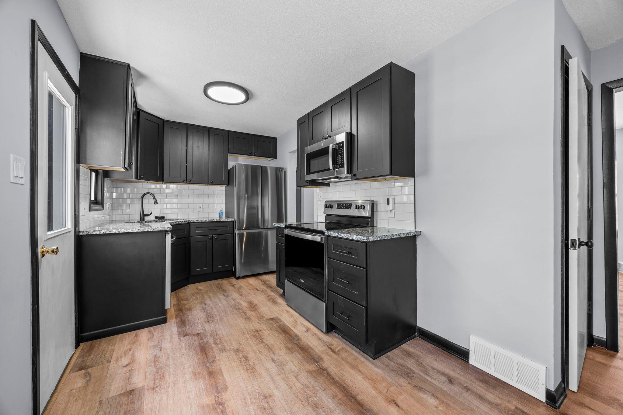 View of Residential at 254 Arion Street, West Saint Paul MN 55118, West Saint Paul (18 of 57) - Mike Wilen | Minnesota Team Real Estate