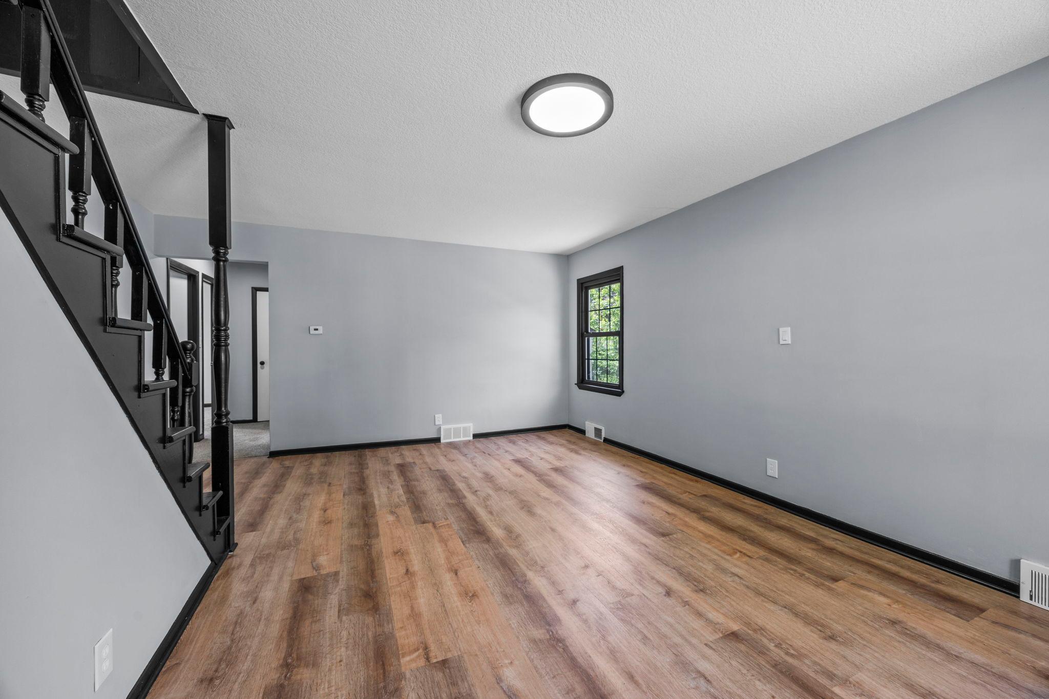 View of Residential at 254 Arion Street, West Saint Paul MN 55118, West Saint Paul (12 of 57) - Mike Wilen | Minnesota Team Real Estate