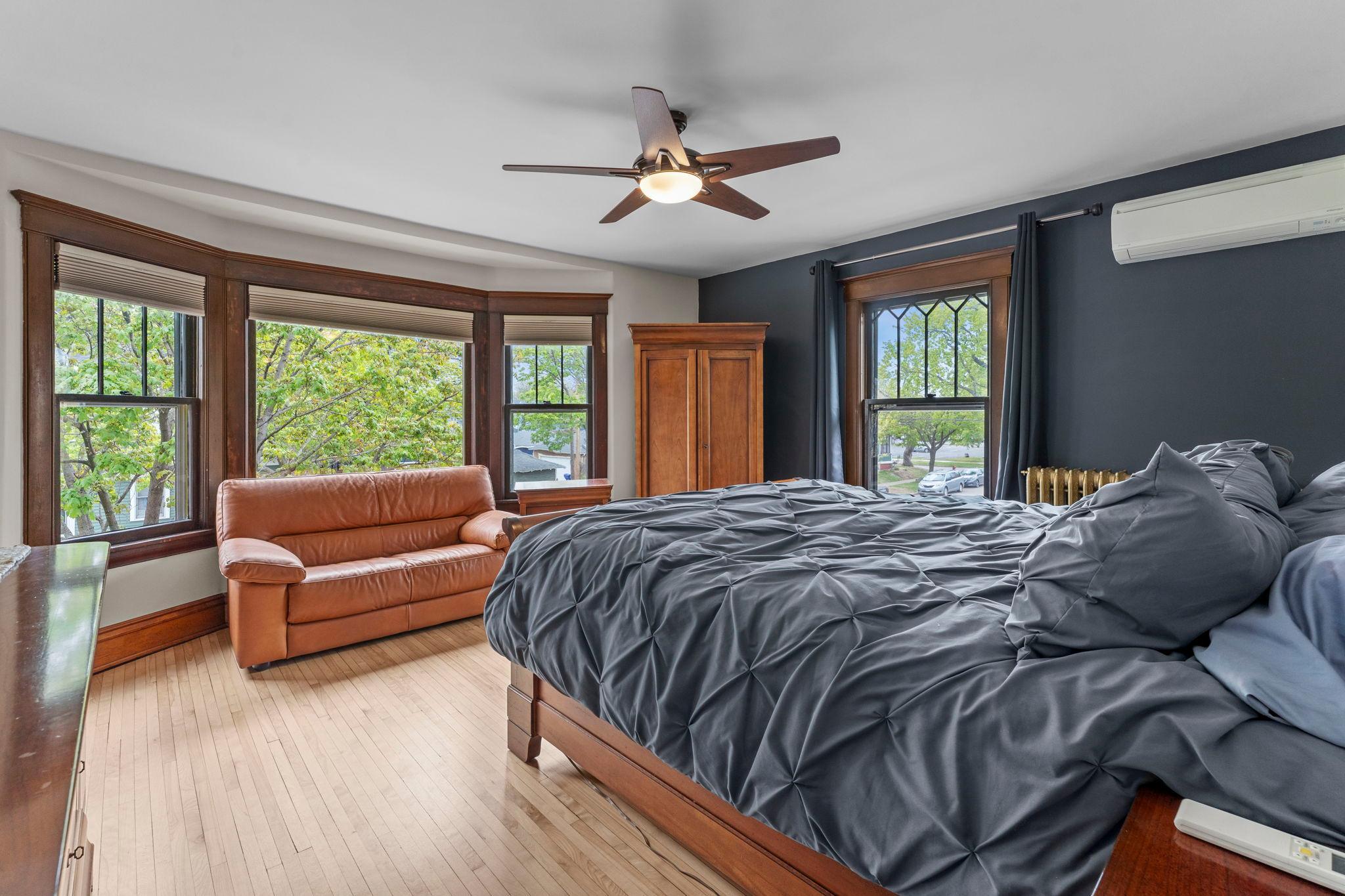 View of Residential at 802 Ashland Avenue, Saint Paul MN 55104, Saint Paul (37 of 72) - Mike Wilen | Minnesota Team Real Estate