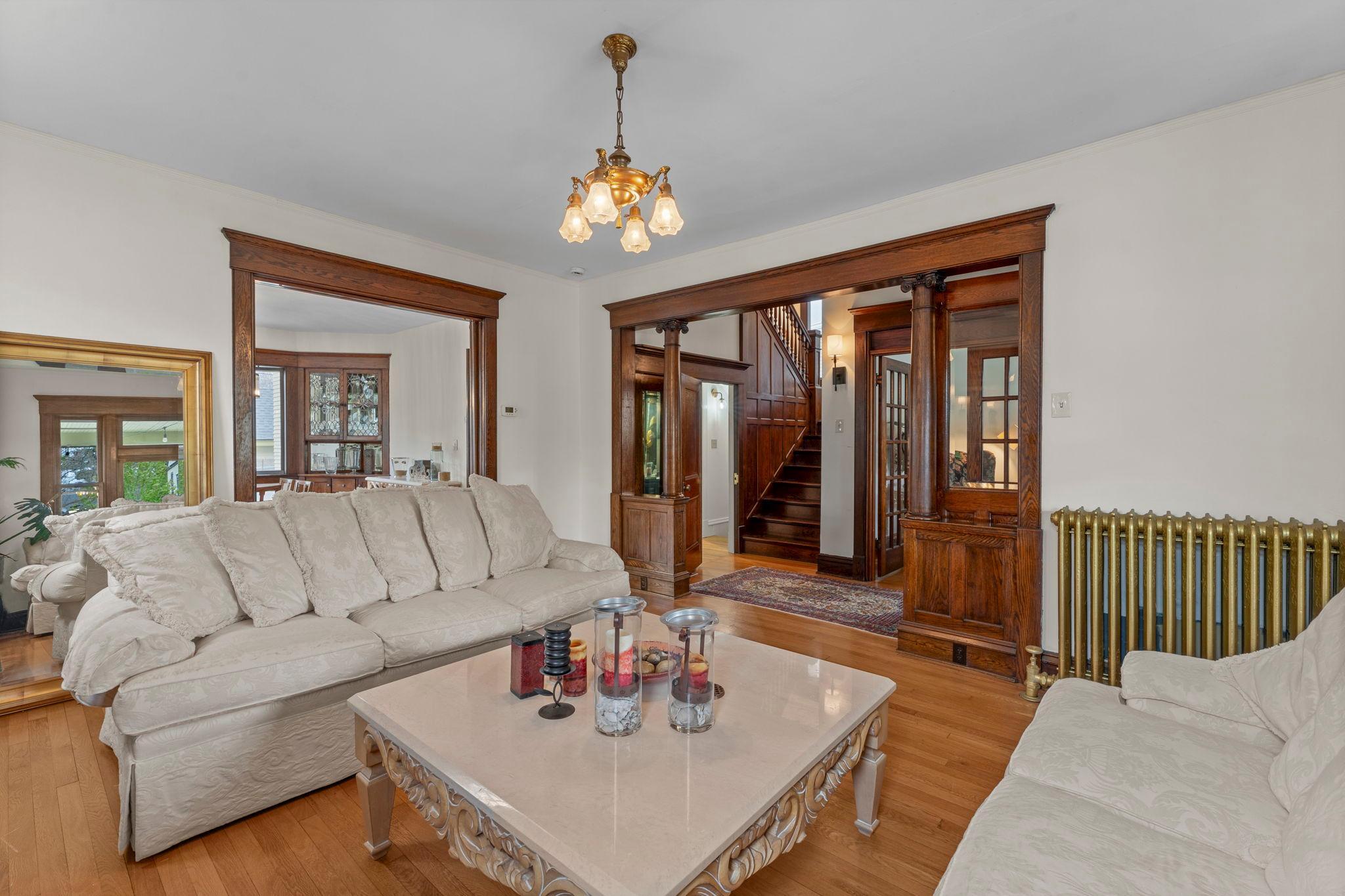 View of Residential at 802 Ashland Avenue, Saint Paul MN 55104, Saint Paul (14 of 72) - Mike Wilen | Minnesota Team Real Estate