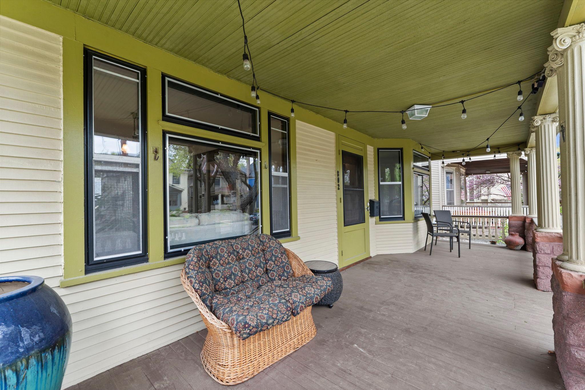 View of Residential at 802 Ashland Avenue, Saint Paul MN 55104, Saint Paul (6 of 72) - Mike Wilen | Minnesota Team Real Estate