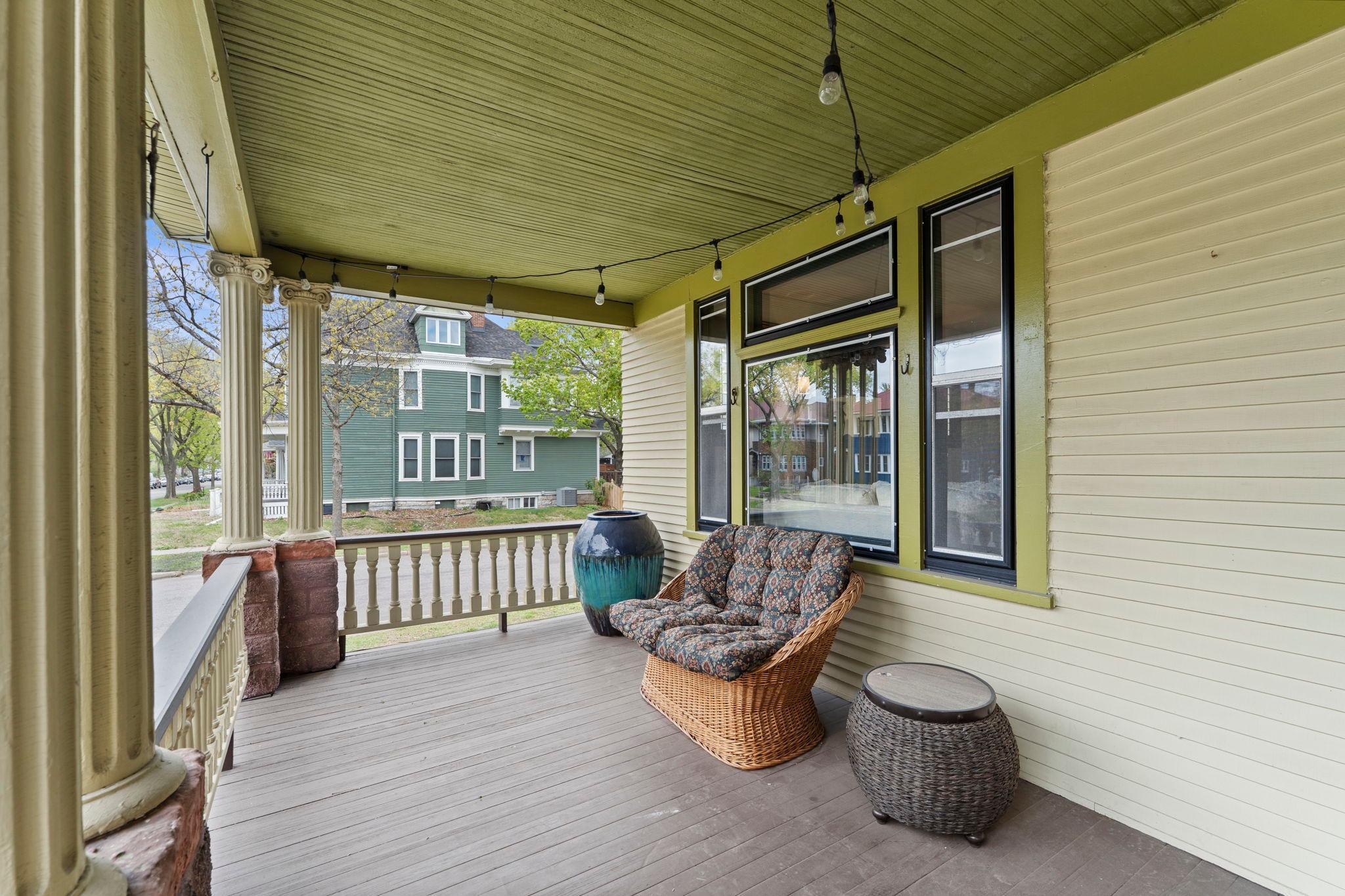 View of Residential at 802 Ashland Avenue, Saint Paul MN 55104, Saint Paul (5 of 72) - Mike Wilen | Minnesota Team Real Estate