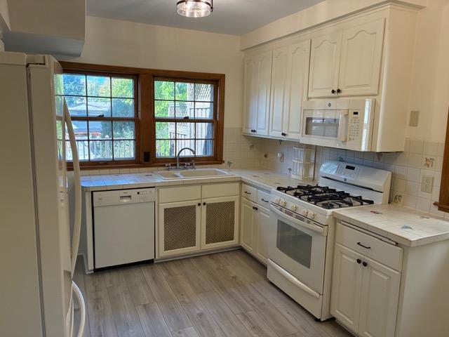 View of Residential at 5140 Queen Avenue, Minneapolis MN 55410, Minneapolis (7 of 27) - Mike Wilen | Minnesota Team Real Estate