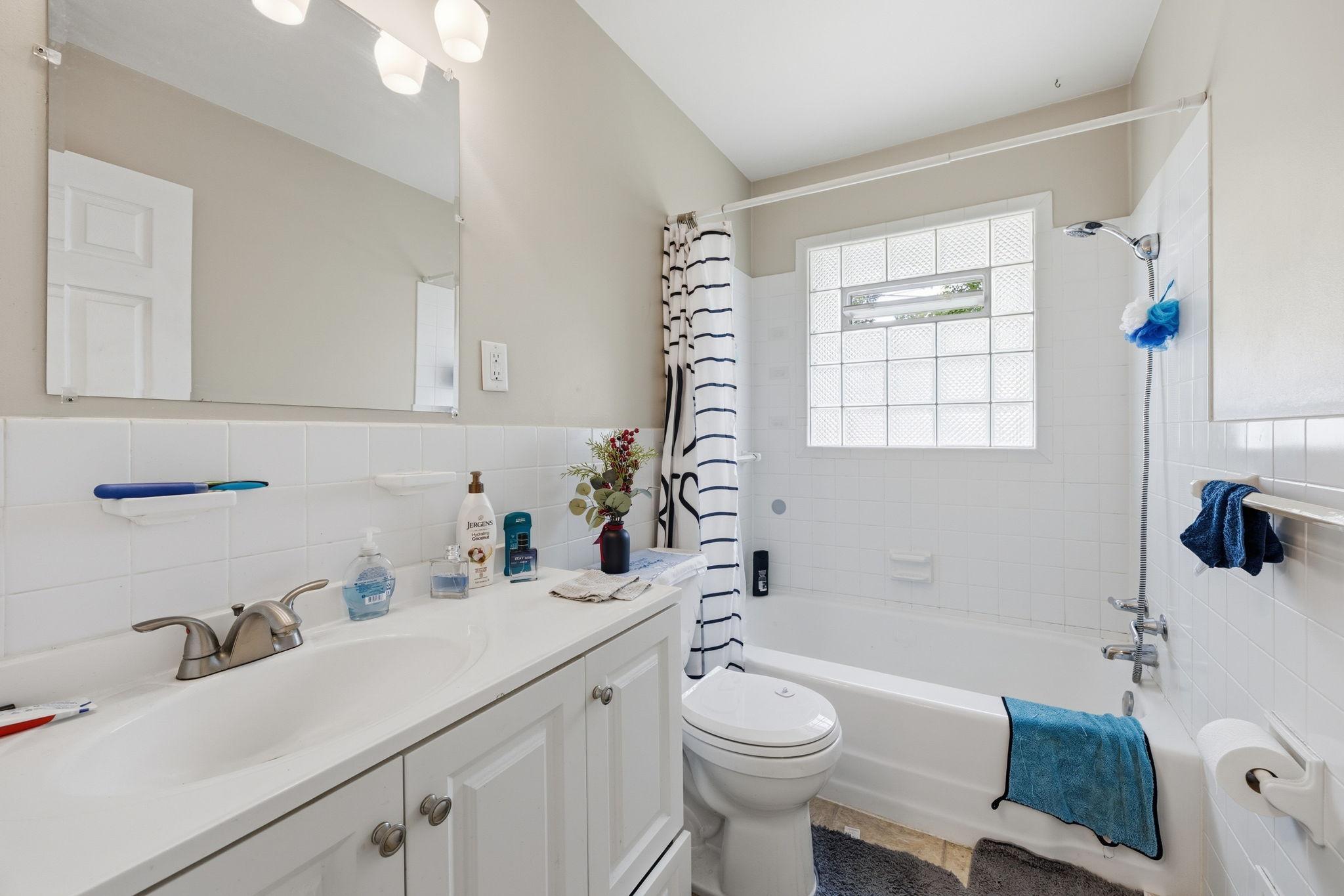 View of Residential Income at 309 Washington Avenue, Edina MN 55343, Edina (26 of 37) - Mike Wilen | Minnesota Team Real Estate