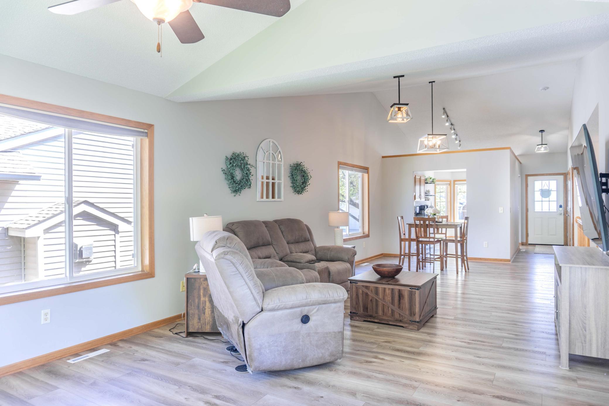 View of Residential at 1020 Primrose Lane, Waconia MN 55387, Waconia (19 of 68) - Mike Wilen | Minnesota Team Real Estate