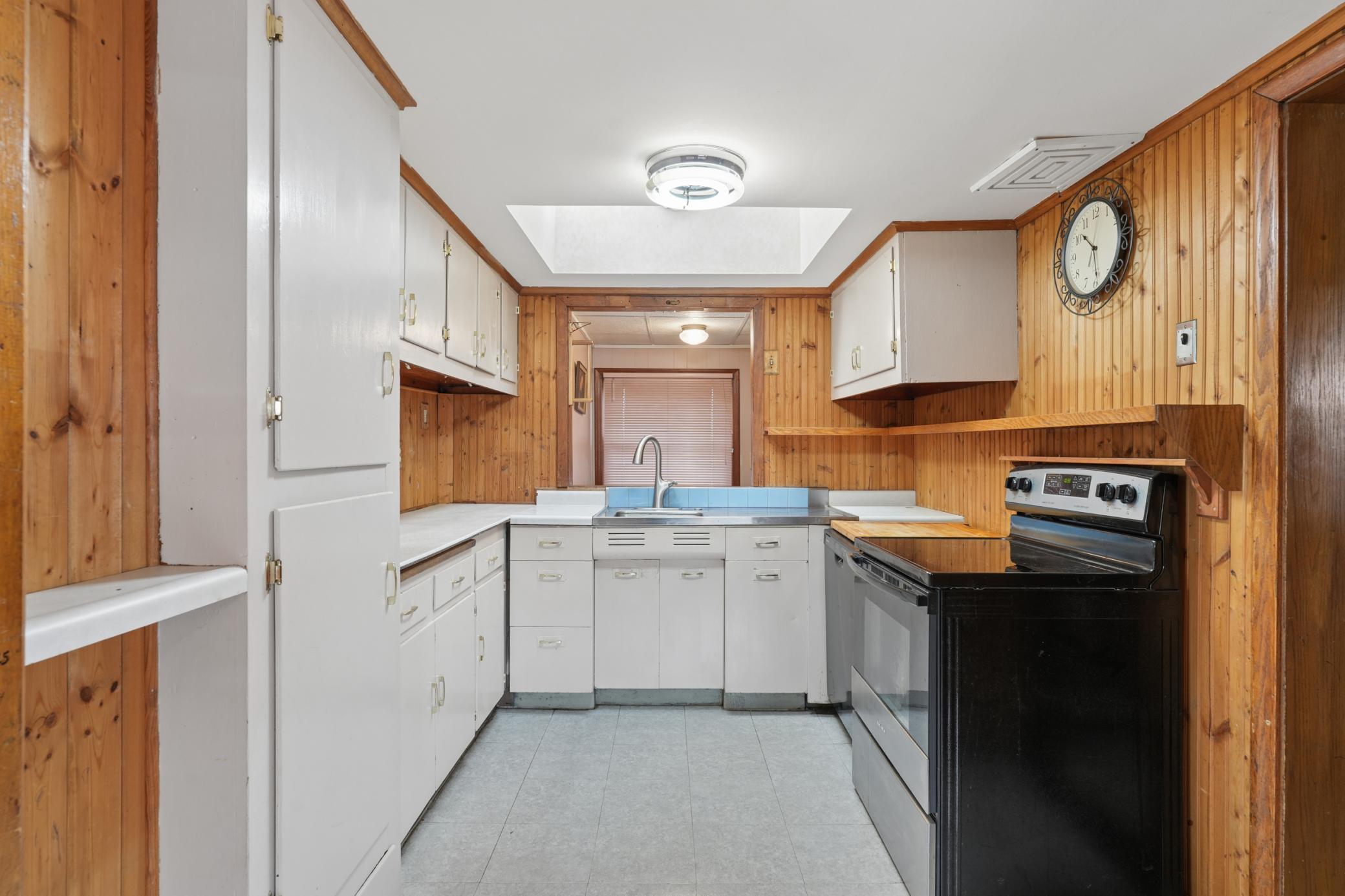 View of Residential at 4335 4th Street, Columbia Heights MN 55421, Columbia Heights (5 of 23) - Mike Wilen | Minnesota Team Real Estate