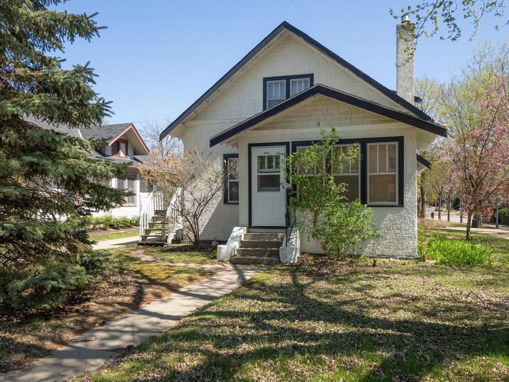 View of Residential Income at 4353 Bryant Avenue, Minneapolis MN 55409, Minneapolis (19 of 21) - Mike Wilen | Minnesota Team Real Estate