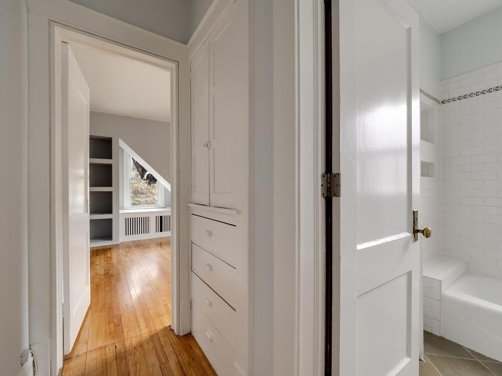View of Residential Income at 4353 Bryant Avenue, Minneapolis MN 55409, Minneapolis (14 of 21) - Mike Wilen | Minnesota Team Real Estate