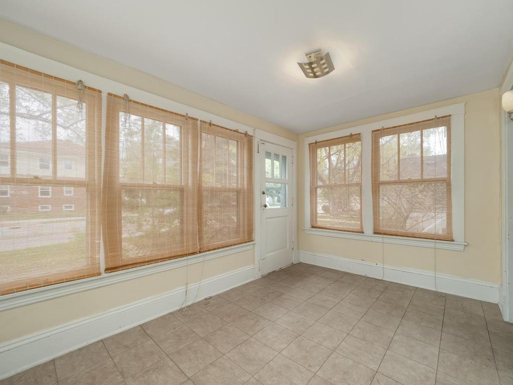 View of Residential Income at 4353 Bryant Avenue, Minneapolis MN 55409, Minneapolis (2 of 21) - Mike Wilen | Minnesota Team Real Estate