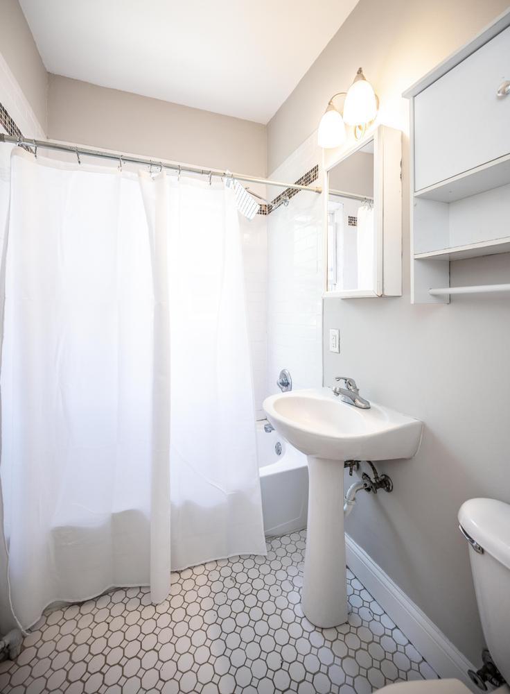 View of Residential at 3549 Emerson Avenue #204, Minneapolis MN 55408, Minneapolis (12 of 17) - Mike Wilen | Minnesota Team Real Estate