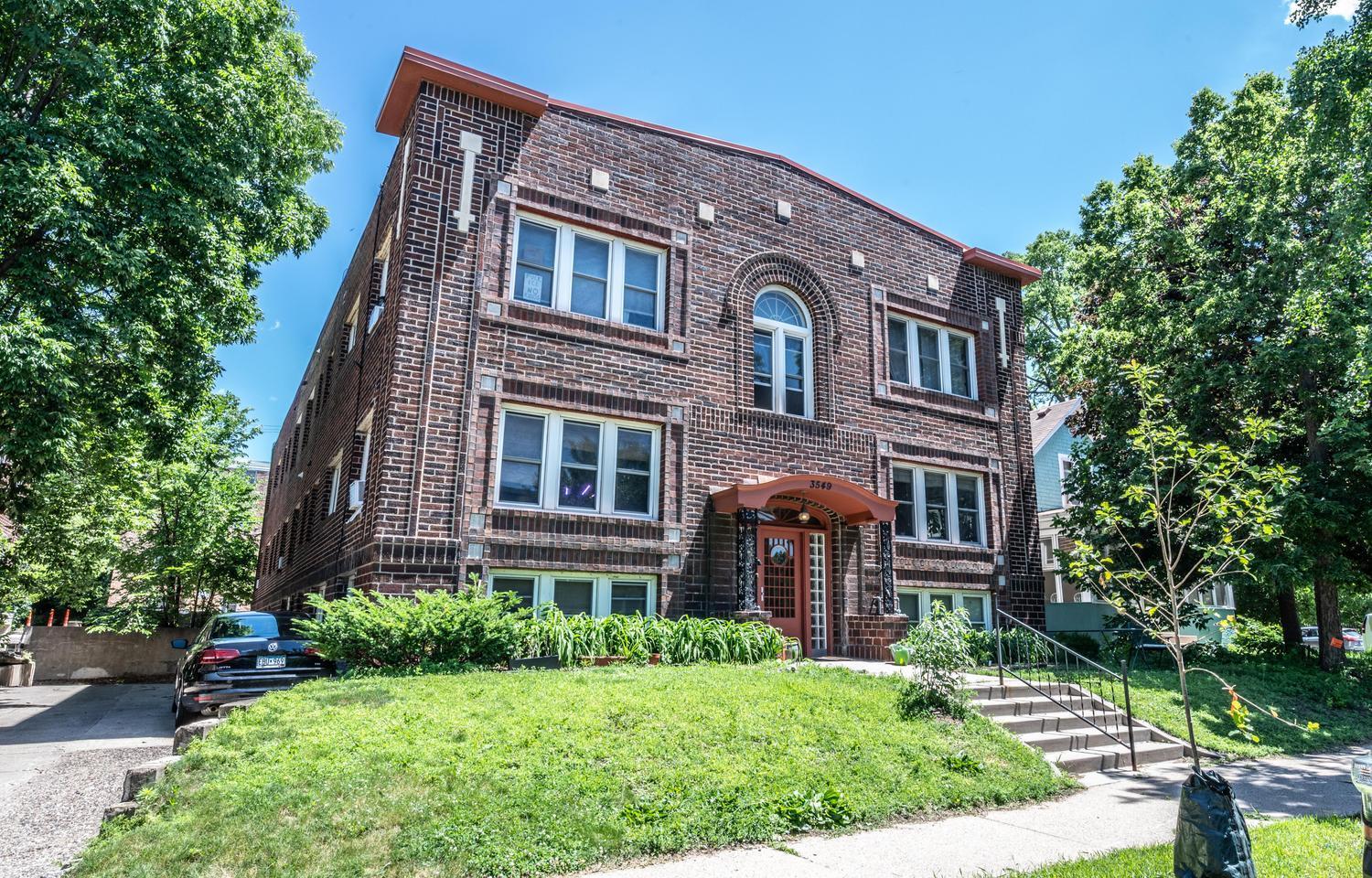 View of Residential at 3549 Emerson Avenue #204, Minneapolis MN 55408, Minneapolis (13 of 17) - Mike Wilen | Minnesota Team Real Estate