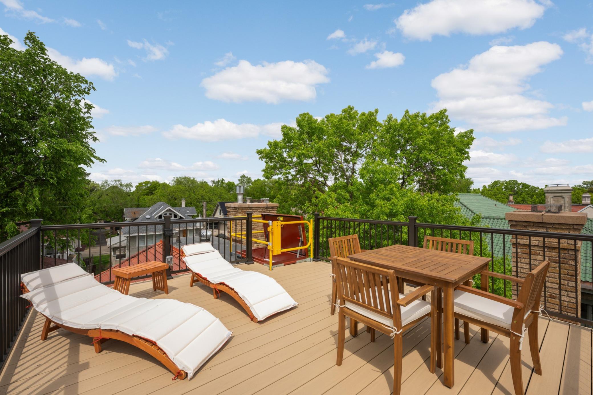 View of Residential at 2224 Lake Of The Isles Parkway, Minneapolis MN 55405, Minneapolis (74 of 112) - Mike Wilen | Minnesota Team Real Estate