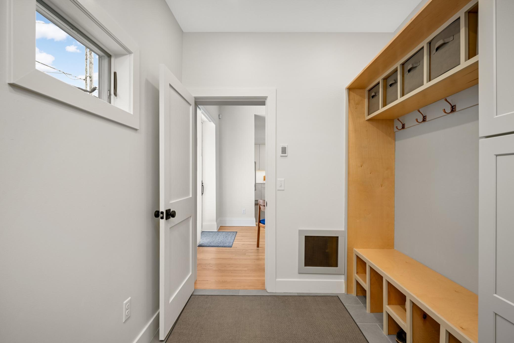 View of Residential at 2224 Lake Of The Isles Parkway, Minneapolis MN 55405, Minneapolis (41 of 112) - Mike Wilen | Minnesota Team Real Estate