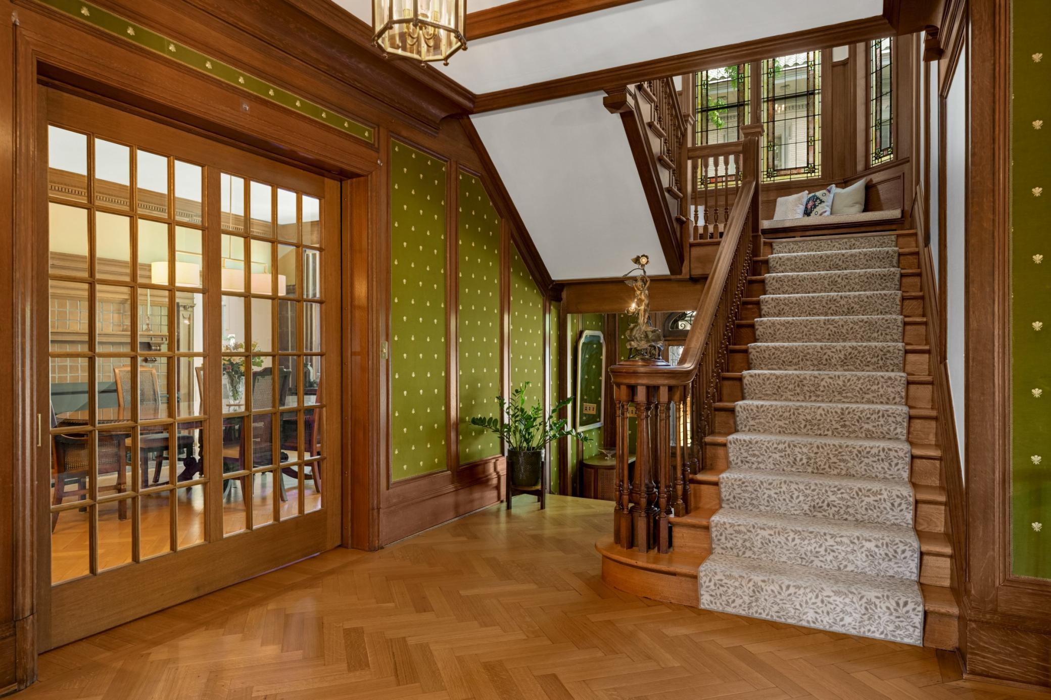 View of Residential at 2224 Lake Of The Isles Parkway, Minneapolis MN 55405, Minneapolis (28 of 112) - Mike Wilen | Minnesota Team Real Estate