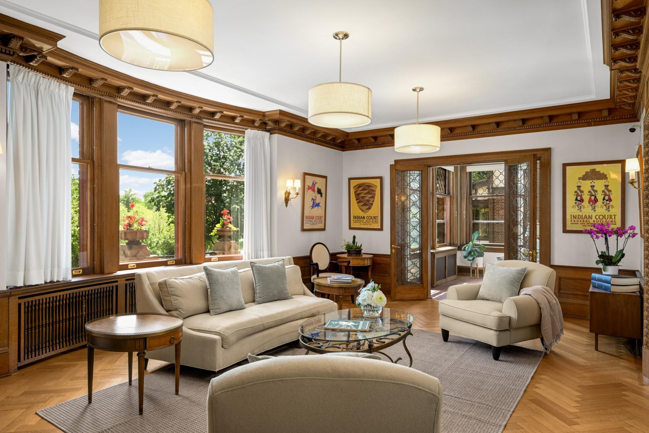 View of Residential at 2224 Lake Of The Isles Parkway, Minneapolis MN 55405, Minneapolis (21 of 112) - Mike Wilen | Minnesota Team Real Estate