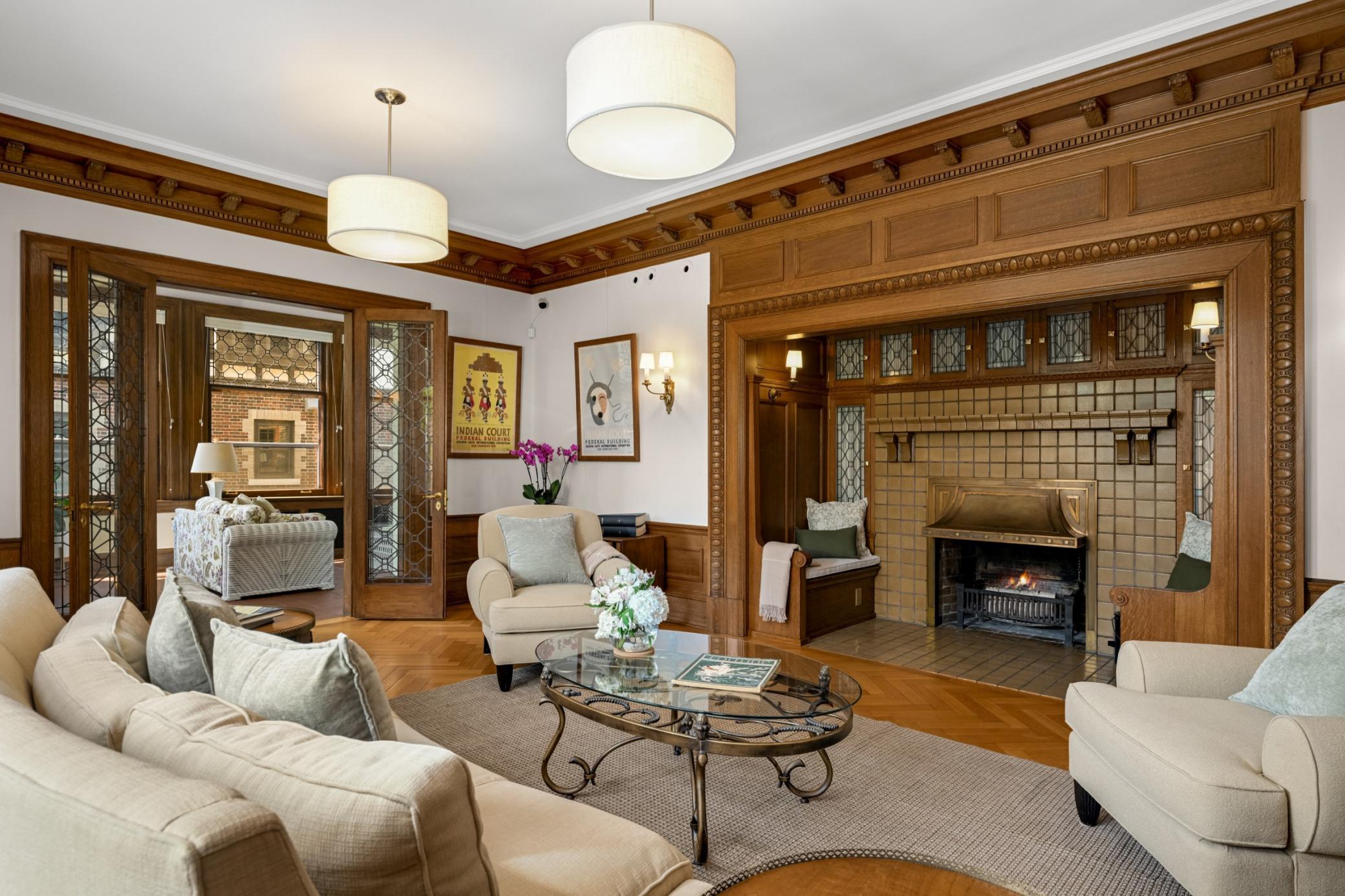 View of Residential at 2224 Lake Of The Isles Parkway, Minneapolis MN 55405, Minneapolis (19 of 112) - Mike Wilen | Minnesota Team Real Estate