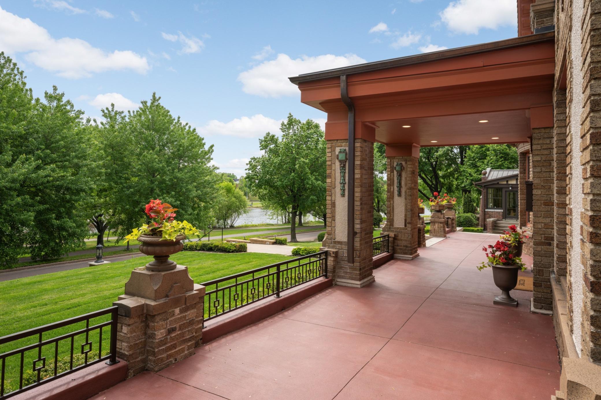 View of Residential at 2224 Lake Of The Isles Parkway, Minneapolis MN 55405, Minneapolis (5 of 112) - Mike Wilen | Minnesota Team Real Estate