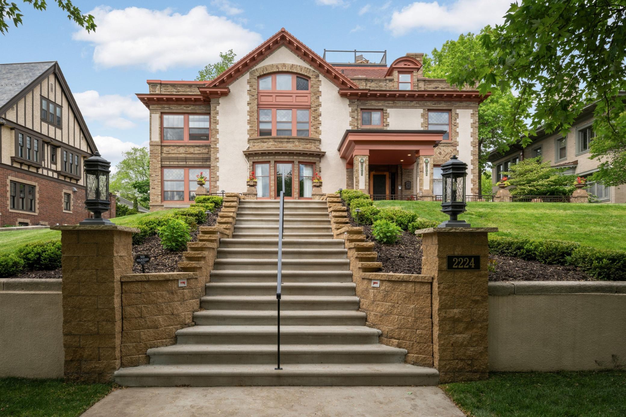 View of Residential at 2224 Lake Of The Isles Parkway, Minneapolis MN 55405, Minneapolis (6 of 112) - Mike Wilen | Minnesota Team Real Estate