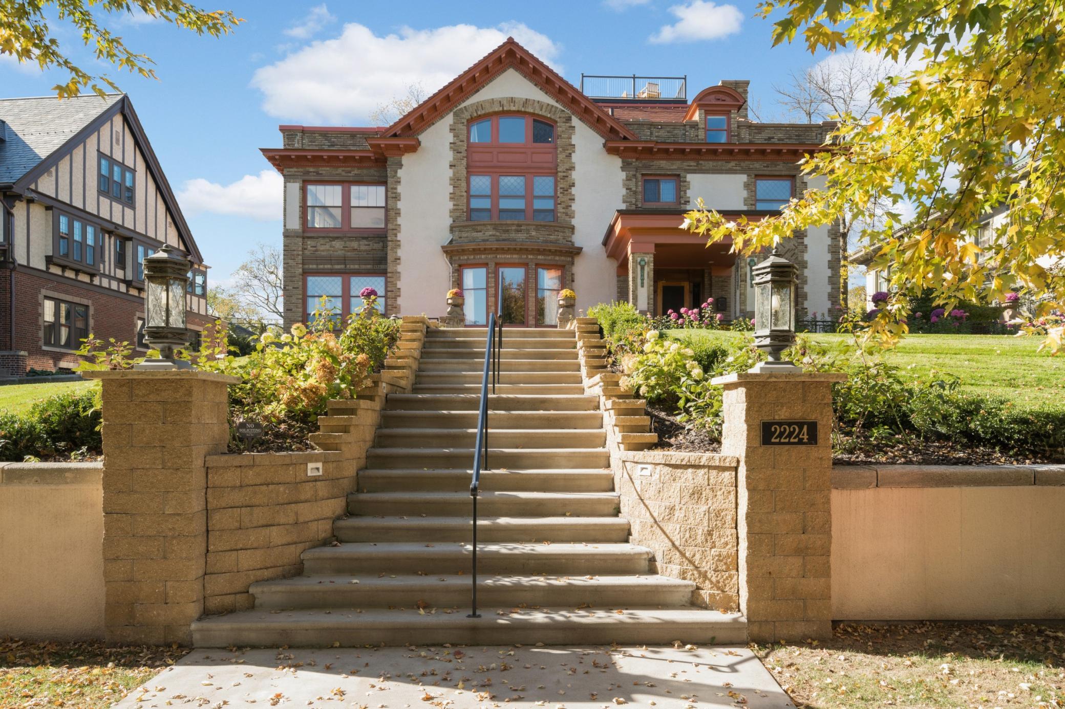 View of Residential at 2224 Lake Of The Isles Parkway, Minneapolis MN 55405, Minneapolis (8 of 115) - Mike Wilen | Minnesota Team Real Estate