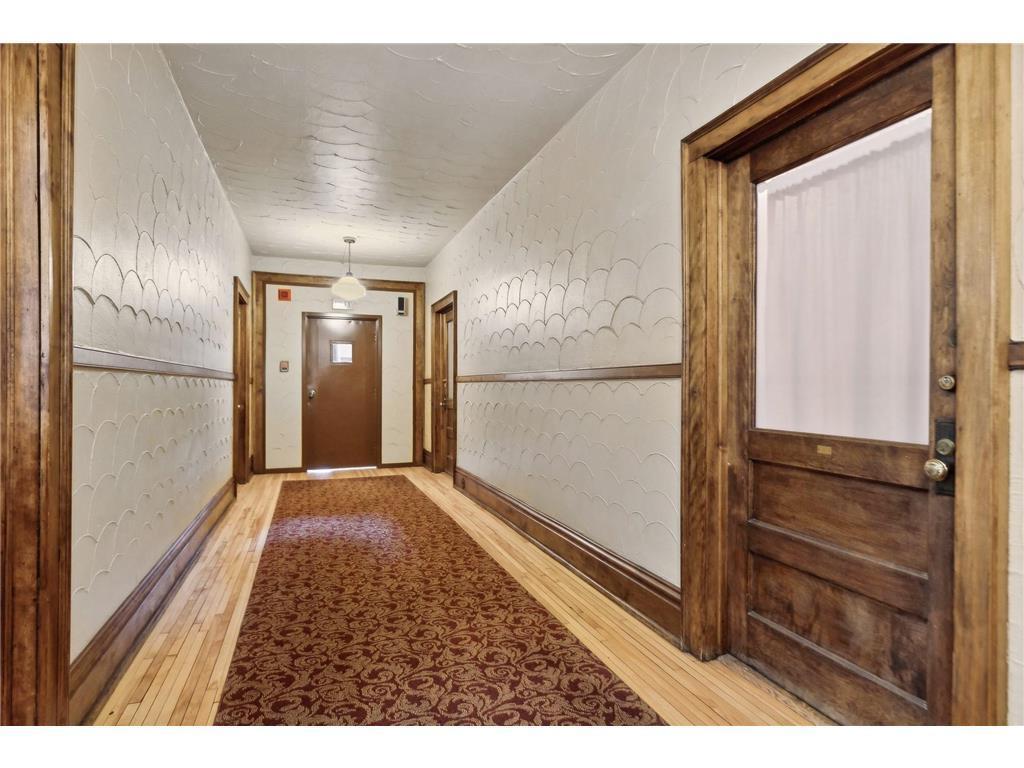 View of Residential at 1204 Harmon Place #10, Minneapolis MN 55403, Minneapolis (20 of 30) - Mike Wilen | Minnesota Team Real Estate