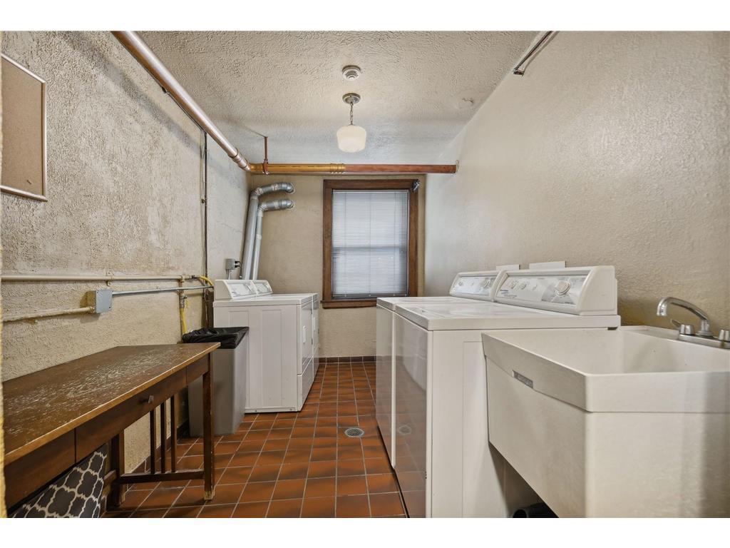 View of Residential at 1204 Harmon Place #10, Minneapolis MN 55403, Minneapolis (21 of 30) - Mike Wilen | Minnesota Team Real Estate