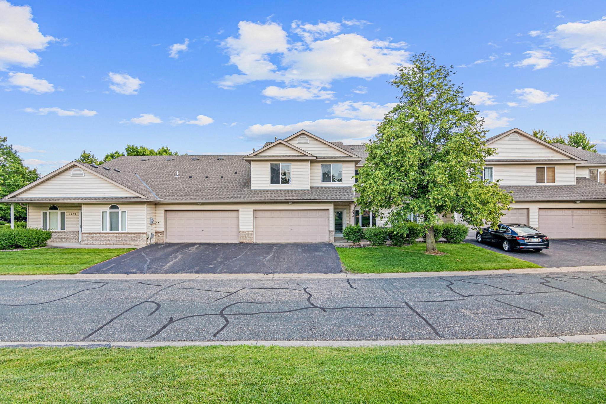 View of Residential at 1234 Crystal Place, Chaska MN 55318, Chaska (2 of 28) - Mike Wilen | Minnesota Team Real Estate