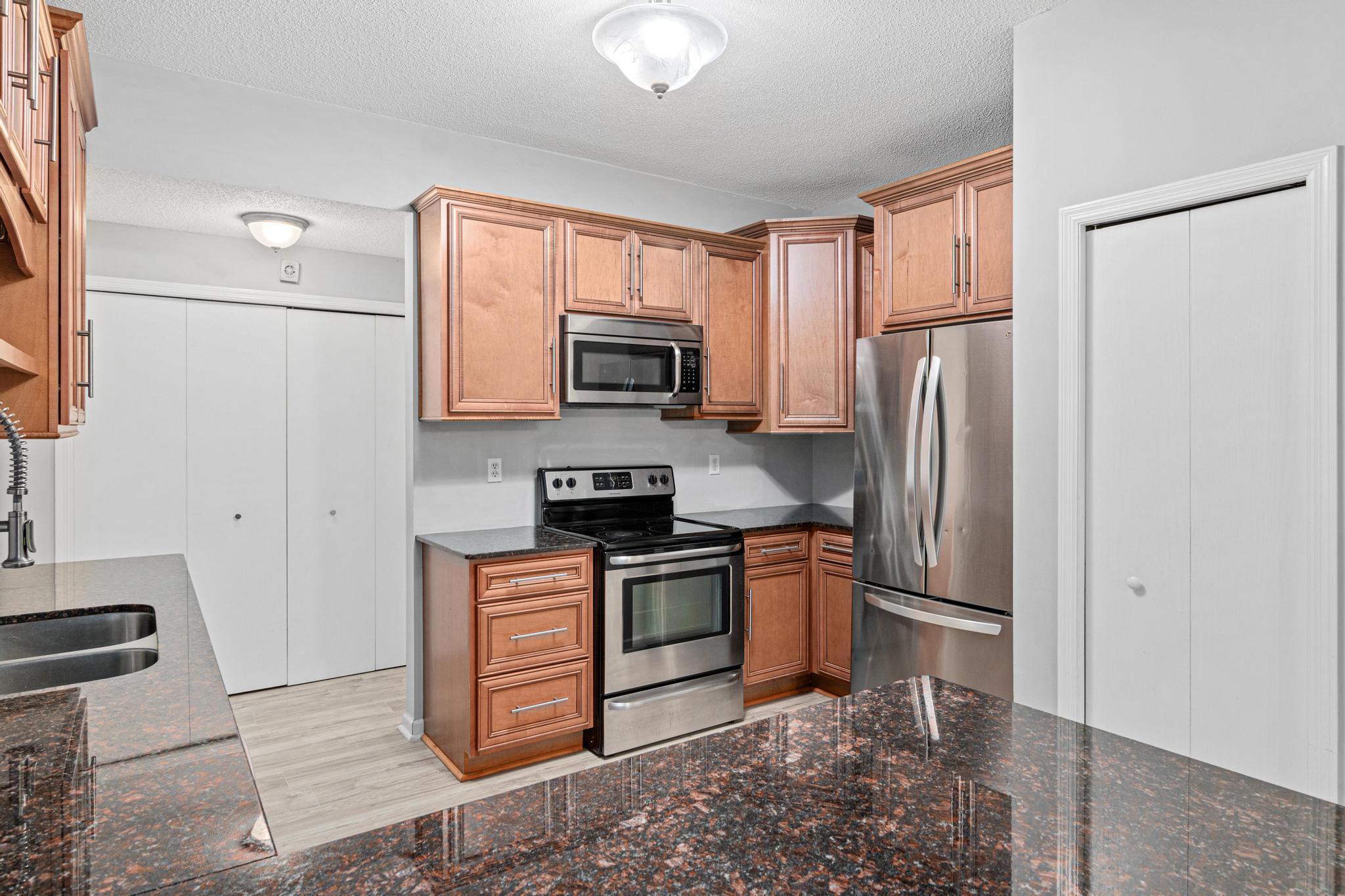 View of Residential at 1234 Crystal Place, Chaska MN 55318, Chaska (14 of 28) - Mike Wilen | Minnesota Team Real Estate