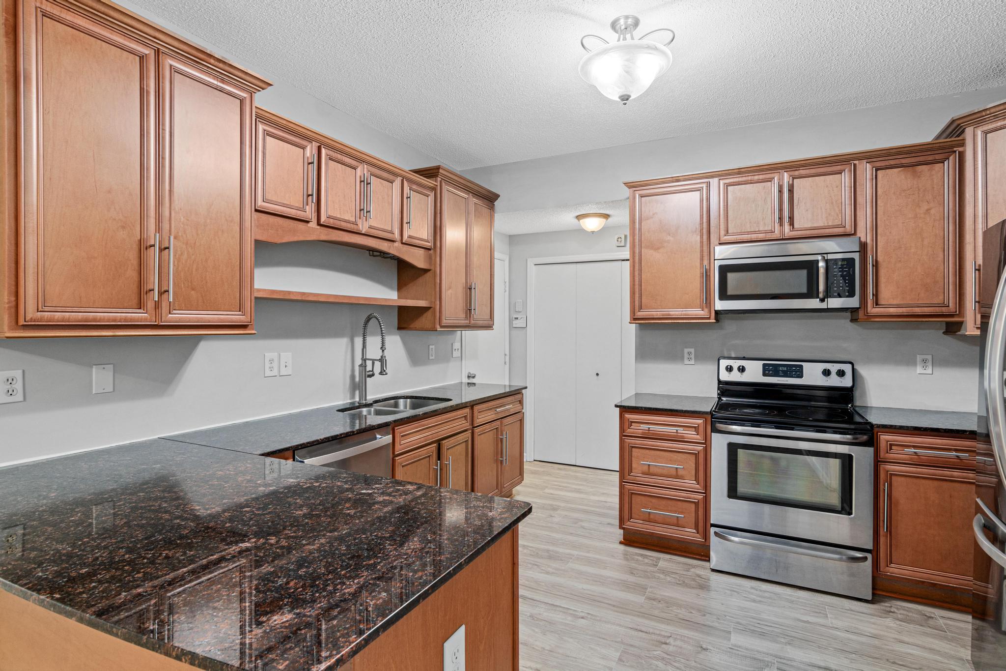 View of Residential at 1234 Crystal Place, Chaska MN 55318, Chaska (12 of 28) - Mike Wilen | Minnesota Team Real Estate