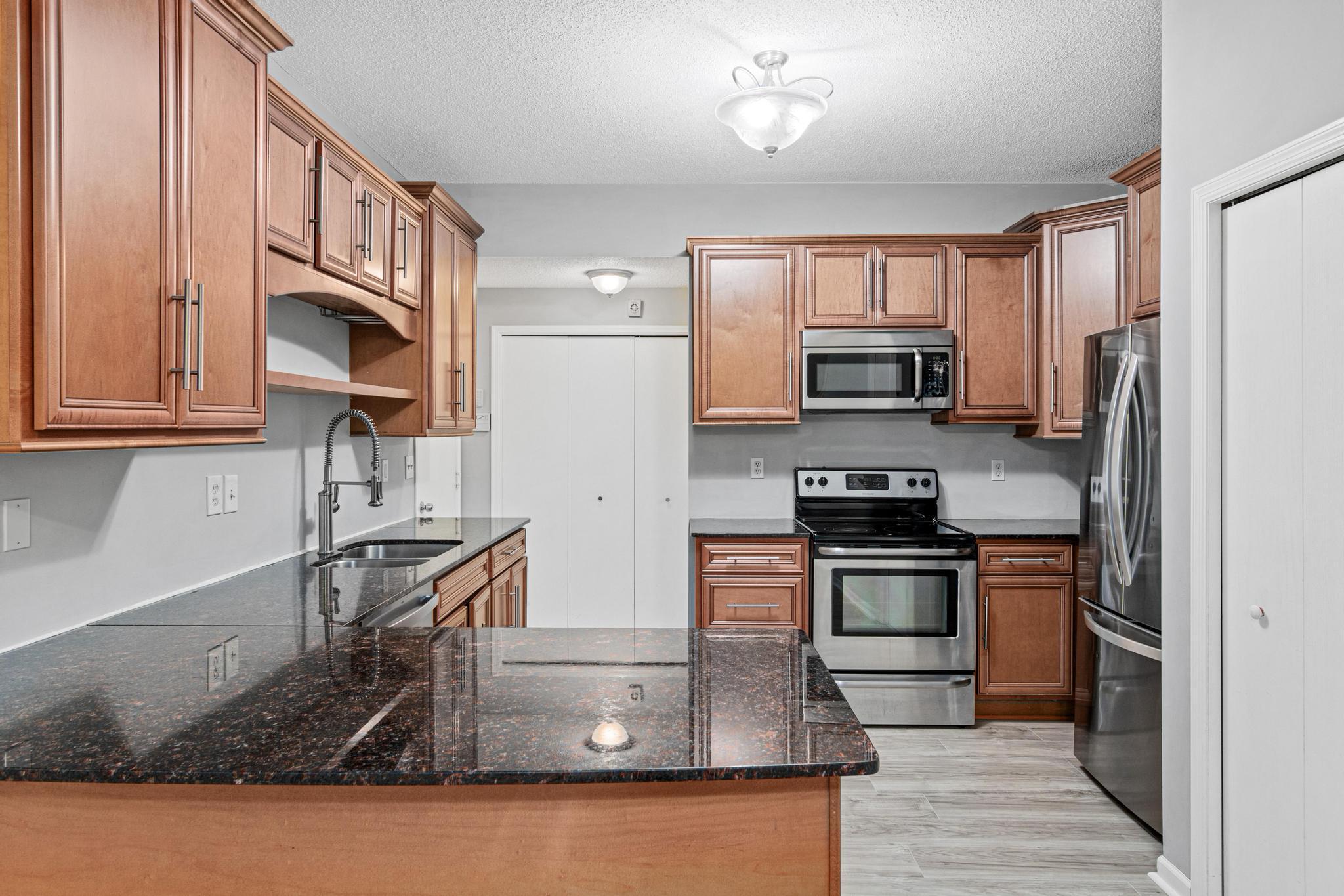 View of Residential at 1234 Crystal Place, Chaska MN 55318, Chaska (11 of 28) - Mike Wilen | Minnesota Team Real Estate