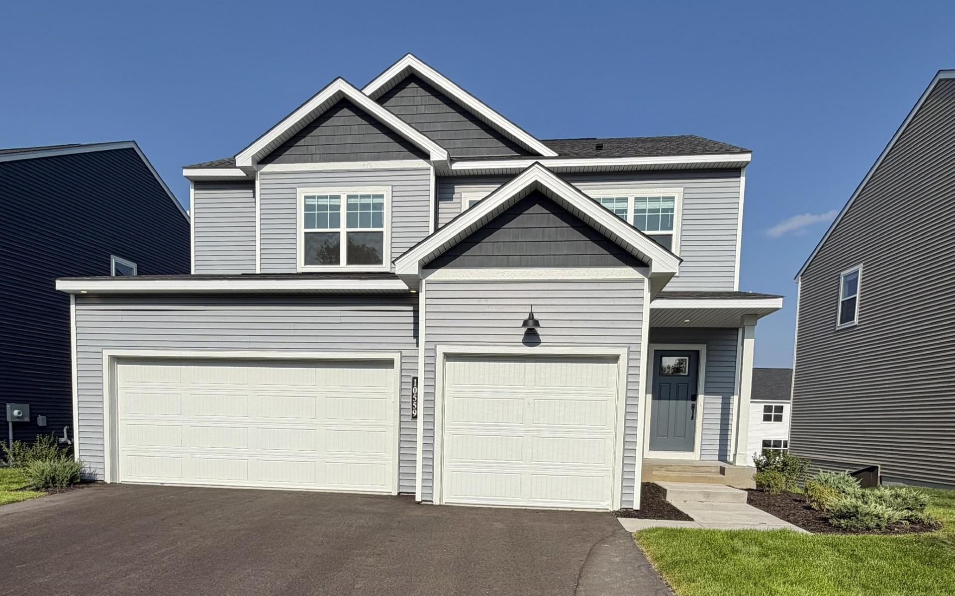 View of Single Family at 10559 Glenbrook Avenue, Cottage Grove - Mike Wilen | Minnesota Team Real Estate