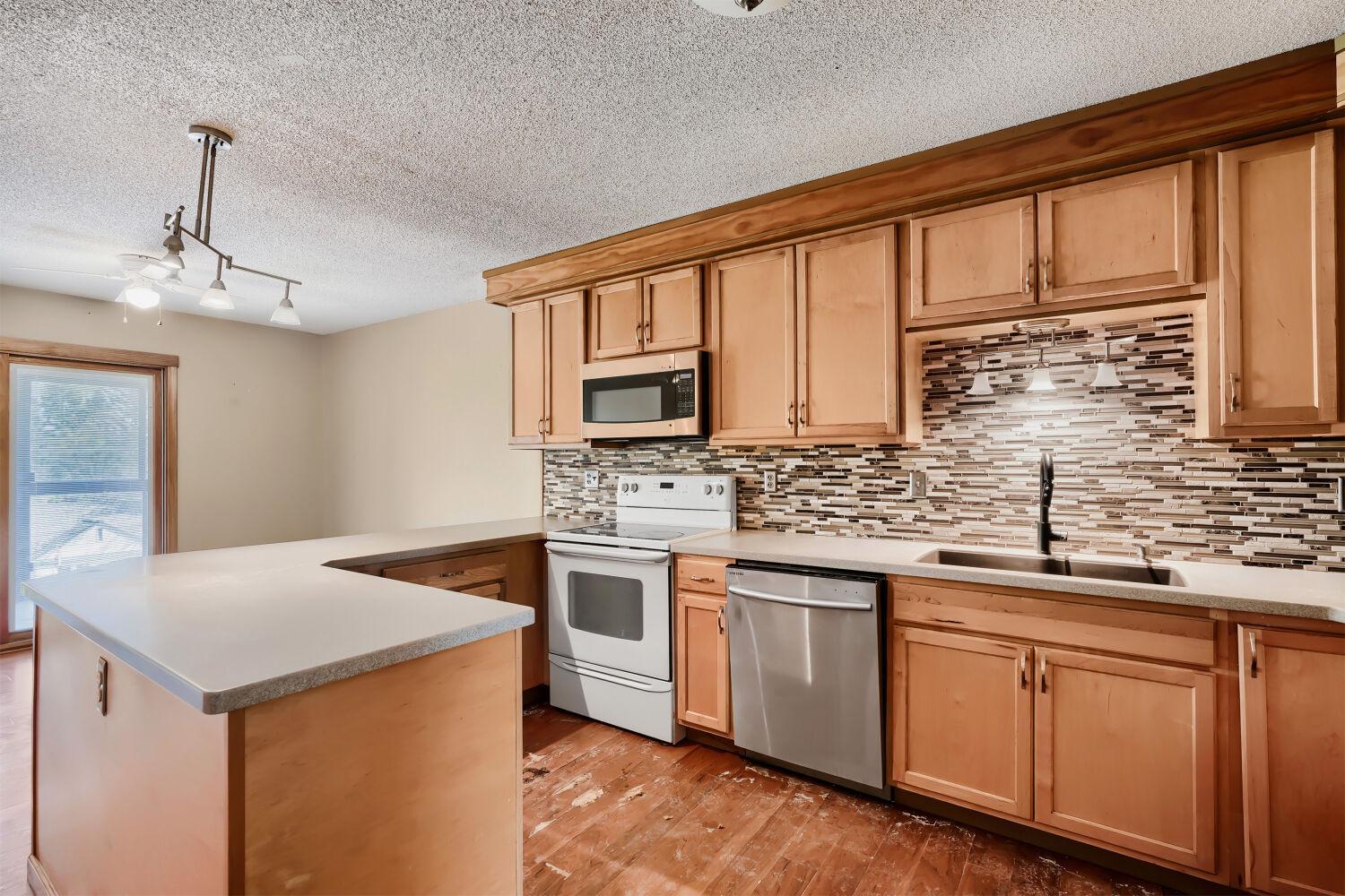 View of Residential at 2495 Canabury Drive #334, Little Canada MN 55117, Little Canada (9 of 23) - Mike Wilen | Minnesota Team Real Estate