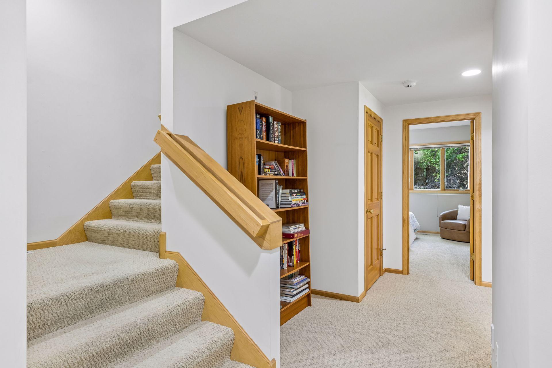 View of Residential at 689 Brookside Lane, Mendota Heights MN 55118, Mendota Heights (33 of 55) - Mike Wilen | Minnesota Team Real Estate