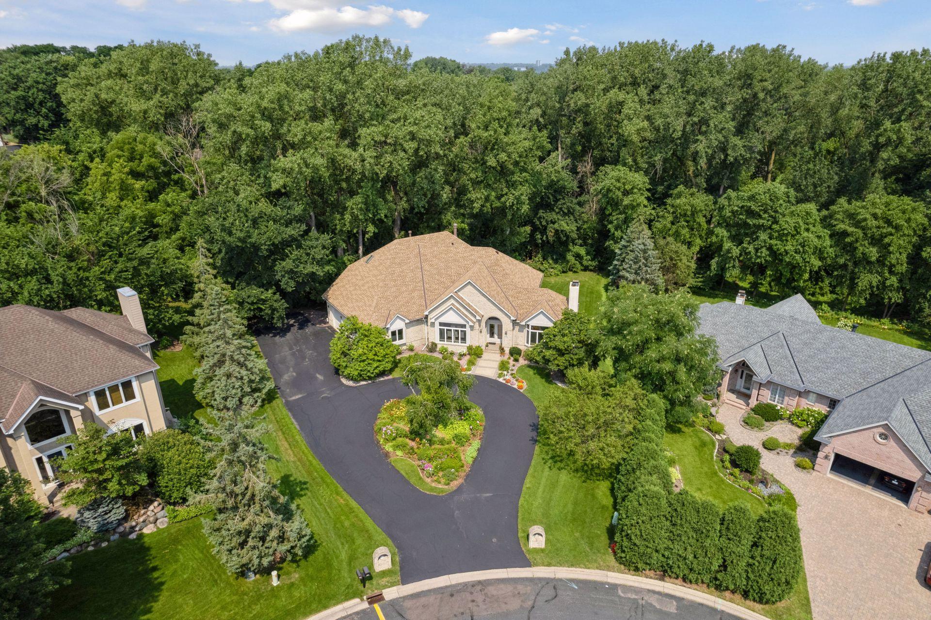 View of Residential at 689 Brookside Lane, Mendota Heights MN 55118, Mendota Heights (3 of 55) - Mike Wilen | Minnesota Team Real Estate