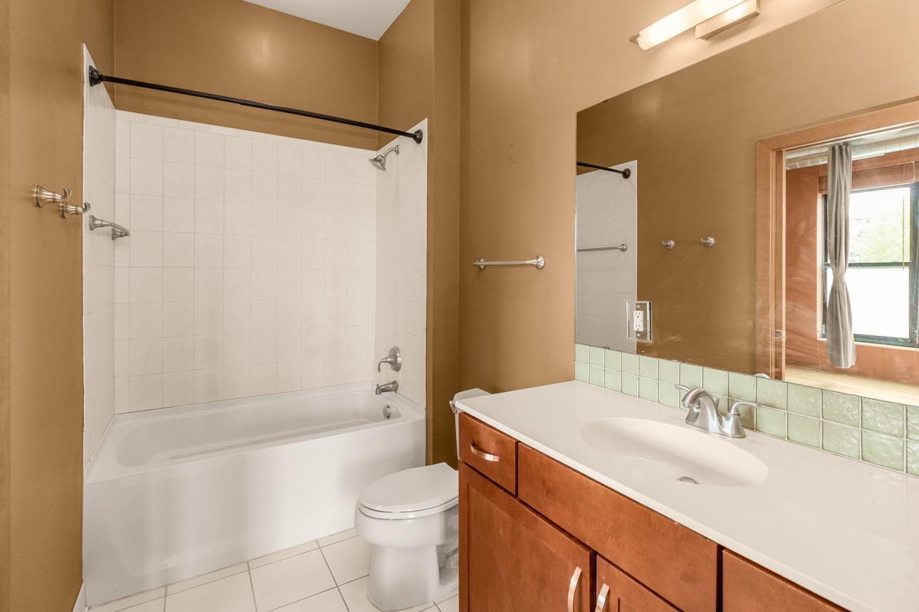 View of Residential at 15 Franklin Avenue #432, Minneapolis MN 55404, Minneapolis (21 of 26) - Mike Wilen | Minnesota Team Real Estate