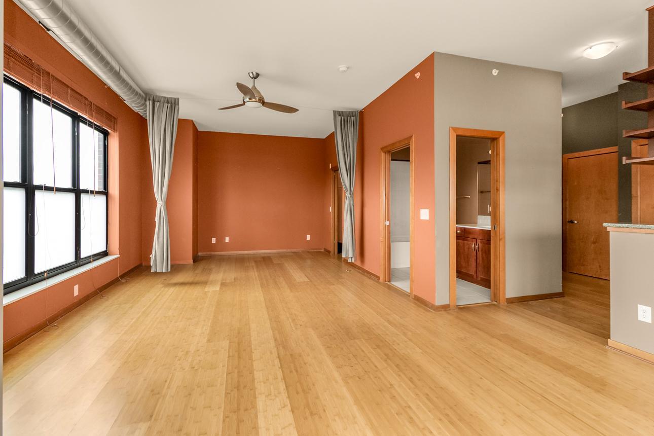 View of Residential at 15 Franklin Avenue #432, Minneapolis MN 55404, Minneapolis (10 of 26) - Mike Wilen | Minnesota Team Real Estate