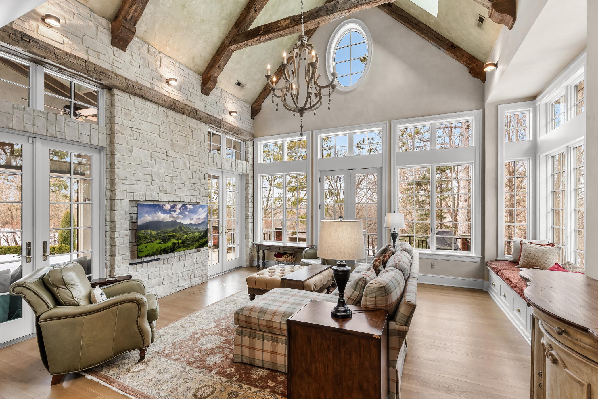 View of Residential at 325 Highcroft Lane, Wayzata MN 55391, Wayzata (18 of 42) - Mike Wilen | Minnesota Team Real Estate