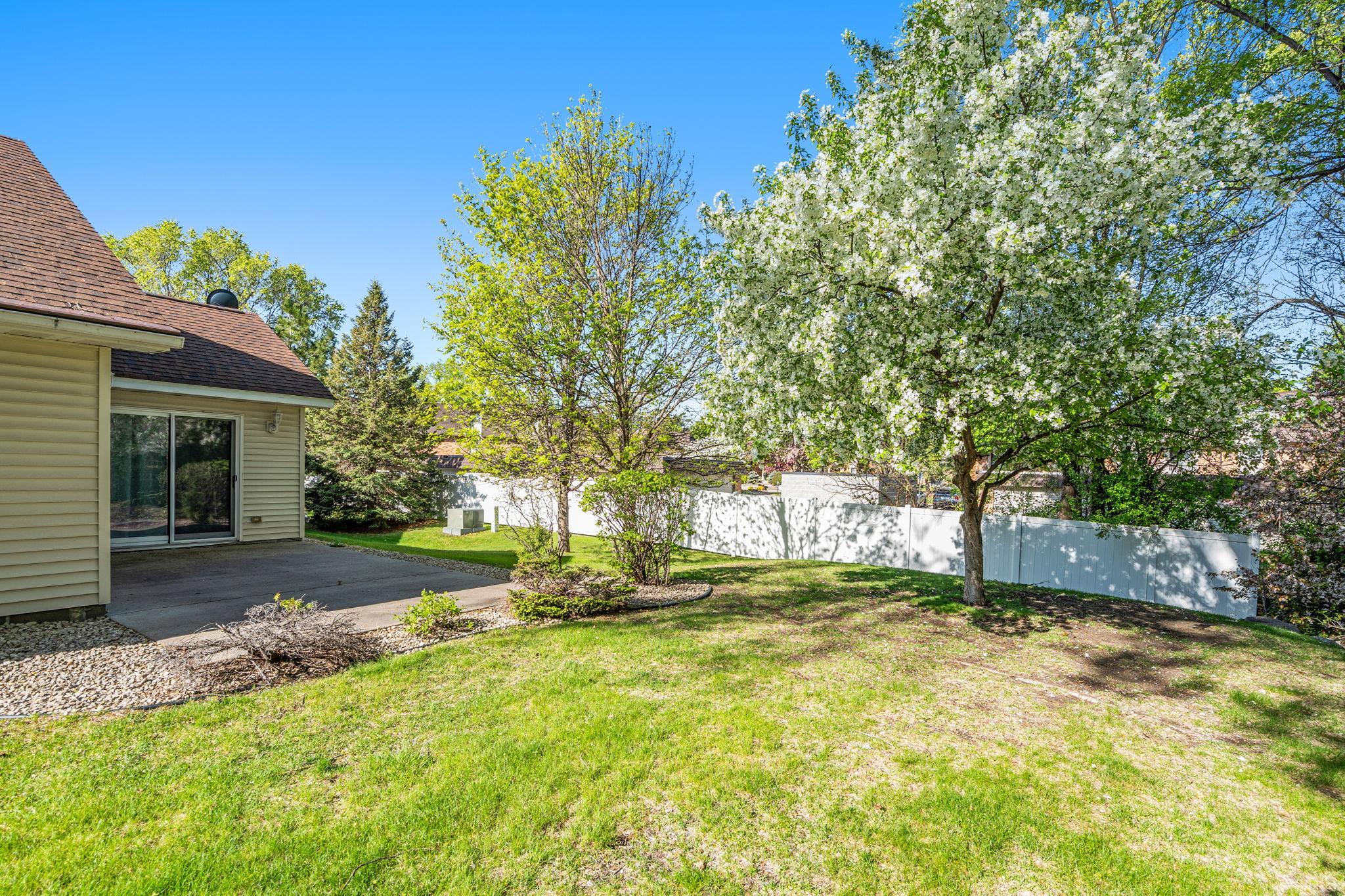 View of Residential at 11792 Xenia Street, Coon Rapids MN 55433, Coon Rapids (22 of 28) - Mike Wilen | Minnesota Team Real Estate