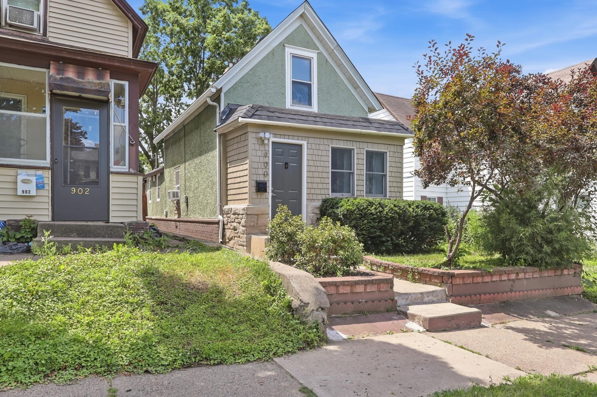 View of Residential at 900 Geranium Avenue, Saint Paul MN 55106, Saint Paul - Mike Wilen | Minnesota Team Real Estate