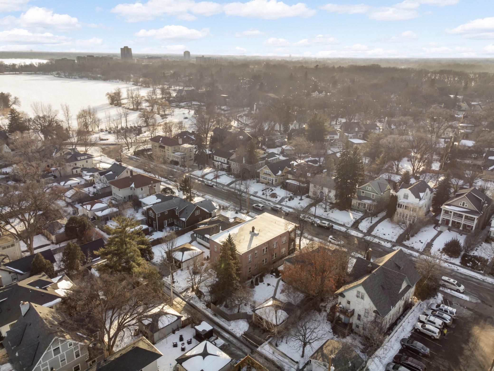 View of Residential Income at 2121 Penn Avenue, Minneapolis MN 55405, Minneapolis (4 of 50) - Mike Wilen | Minnesota Team Real Estate