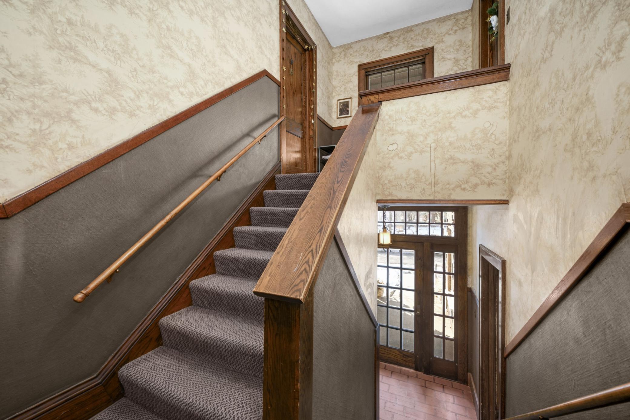 View of Residential Income at 2121 Penn Avenue, Minneapolis MN 55405, Minneapolis (6 of 50) - Mike Wilen | Minnesota Team Real Estate
