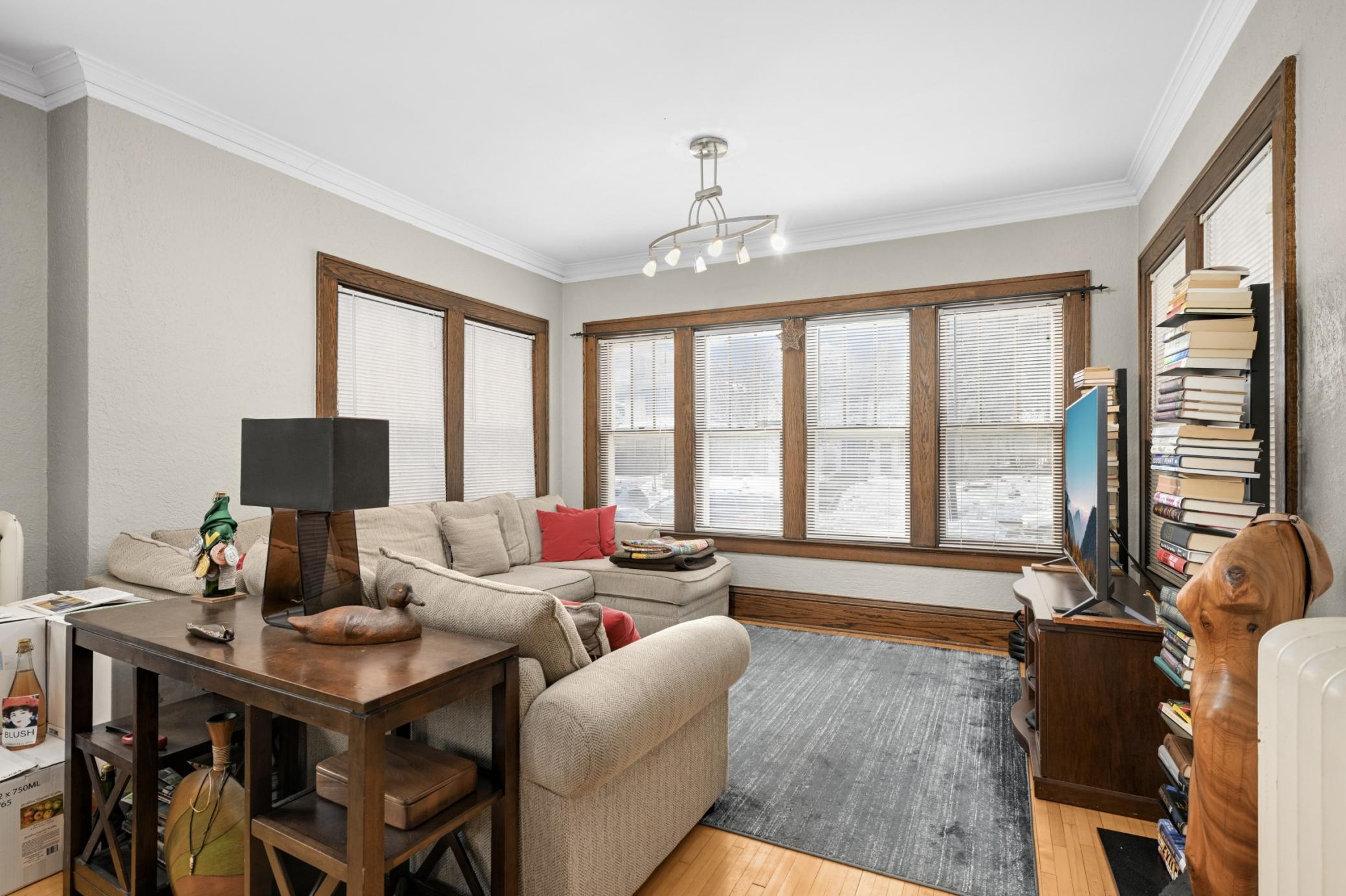 View of Residential Income at 2121 Penn Avenue, Minneapolis MN 55405, Minneapolis (7 of 50) - Mike Wilen | Minnesota Team Real Estate