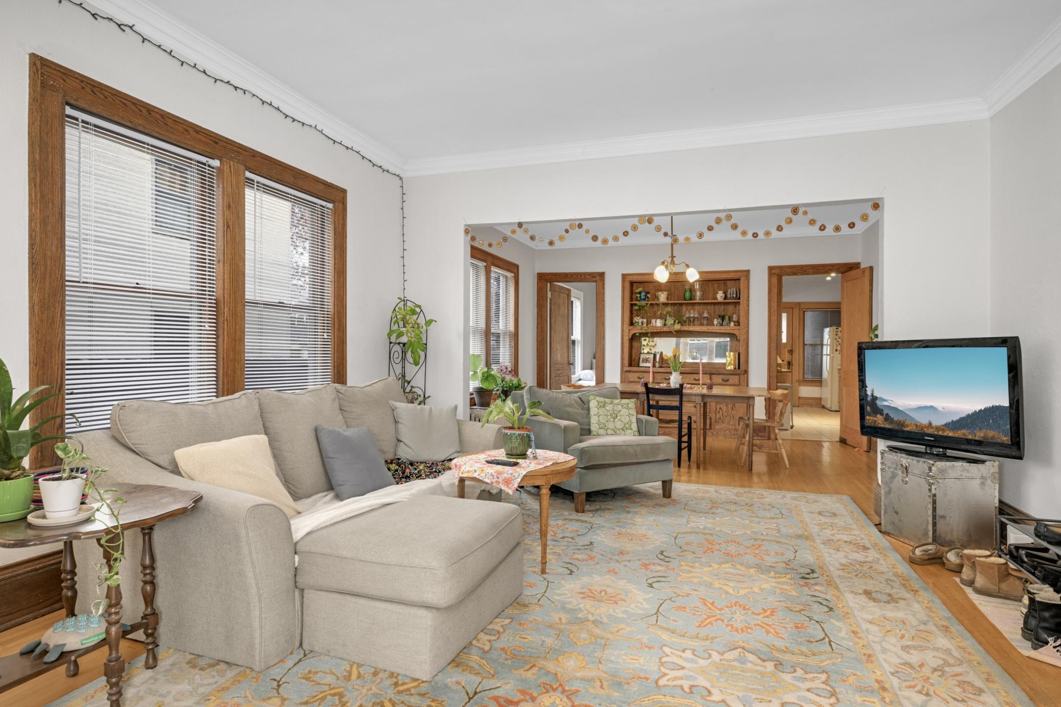 View of Residential Income at 2121 Penn Avenue, Minneapolis MN 55405, Minneapolis (14 of 50) - Mike Wilen | Minnesota Team Real Estate