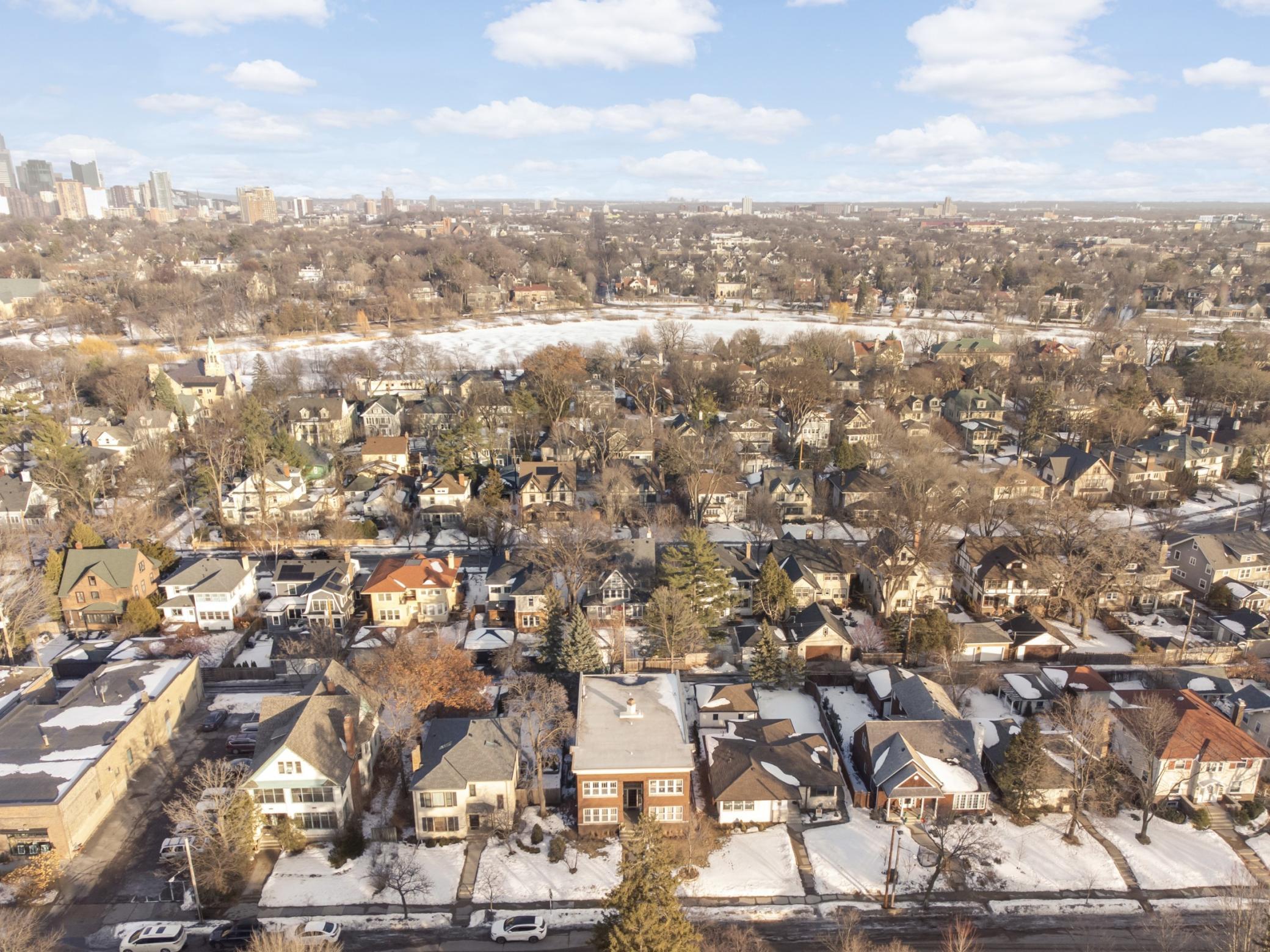 View of Residential Income at 2121 Penn Avenue, Minneapolis MN 55405, Minneapolis (42 of 50) - Mike Wilen | Minnesota Team Real Estate