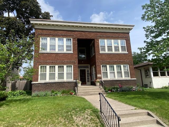 View of Residential Income at 2121 Penn Avenue, Minneapolis MN 55405, Minneapolis (2 of 50) - Mike Wilen | Minnesota Team Real Estate