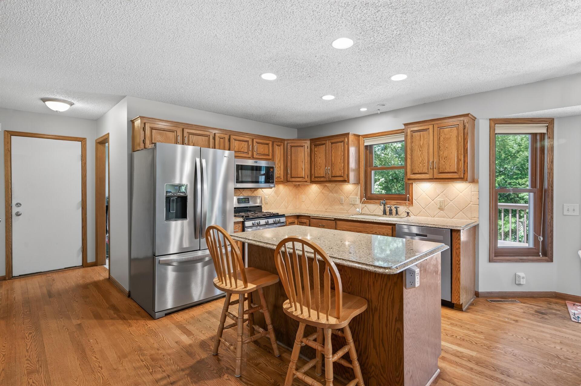 View of Residential at 17664 Kettering Trail, Lakeville MN 55044, Lakeville (3 of 37) - Mike Wilen | Minnesota Team Real Estate