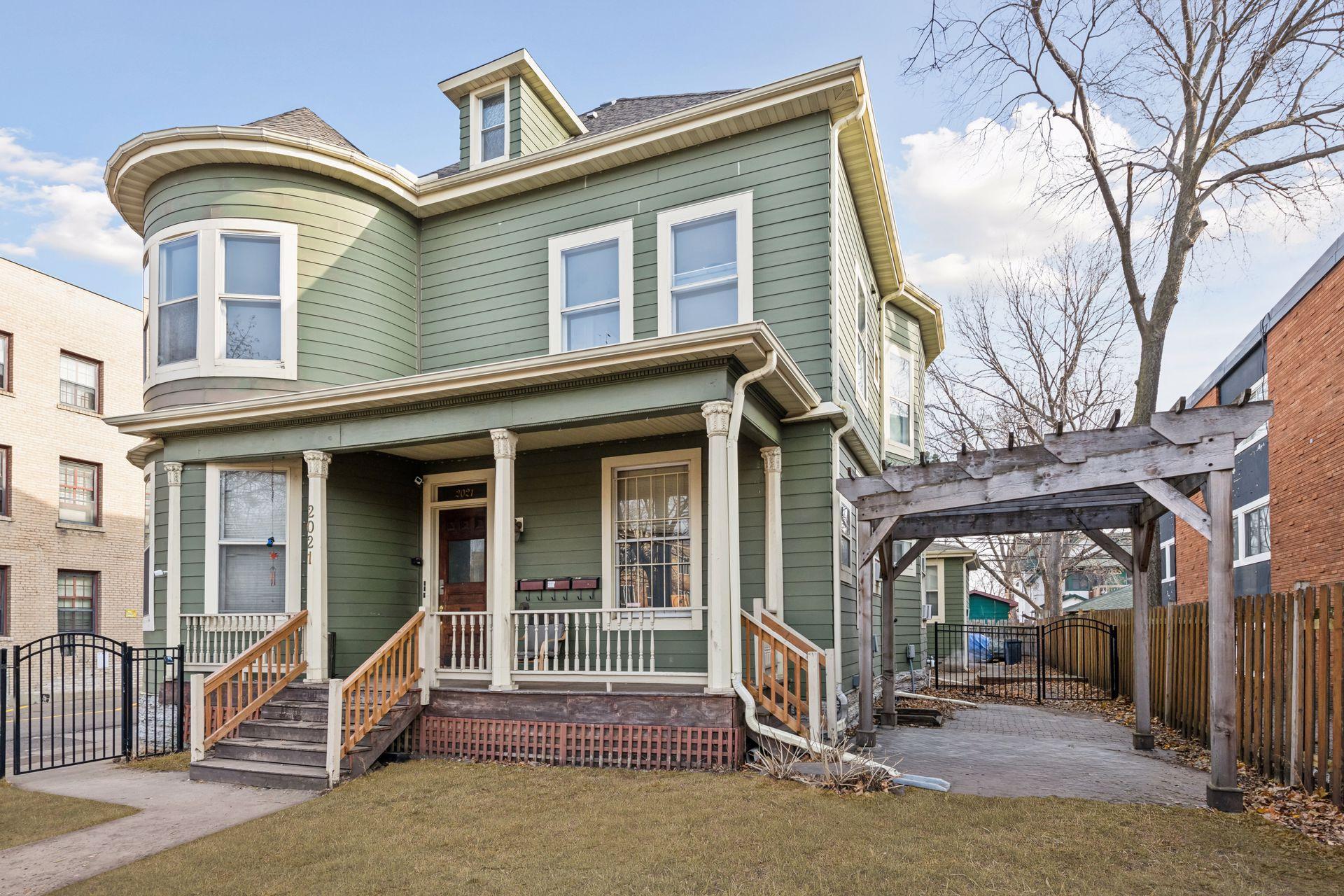 View of Residential Income at 2021 3rd Avenue, Minneapolis MN 55404, Minneapolis (2 of 26) - Mike Wilen | Minnesota Team Real Estate