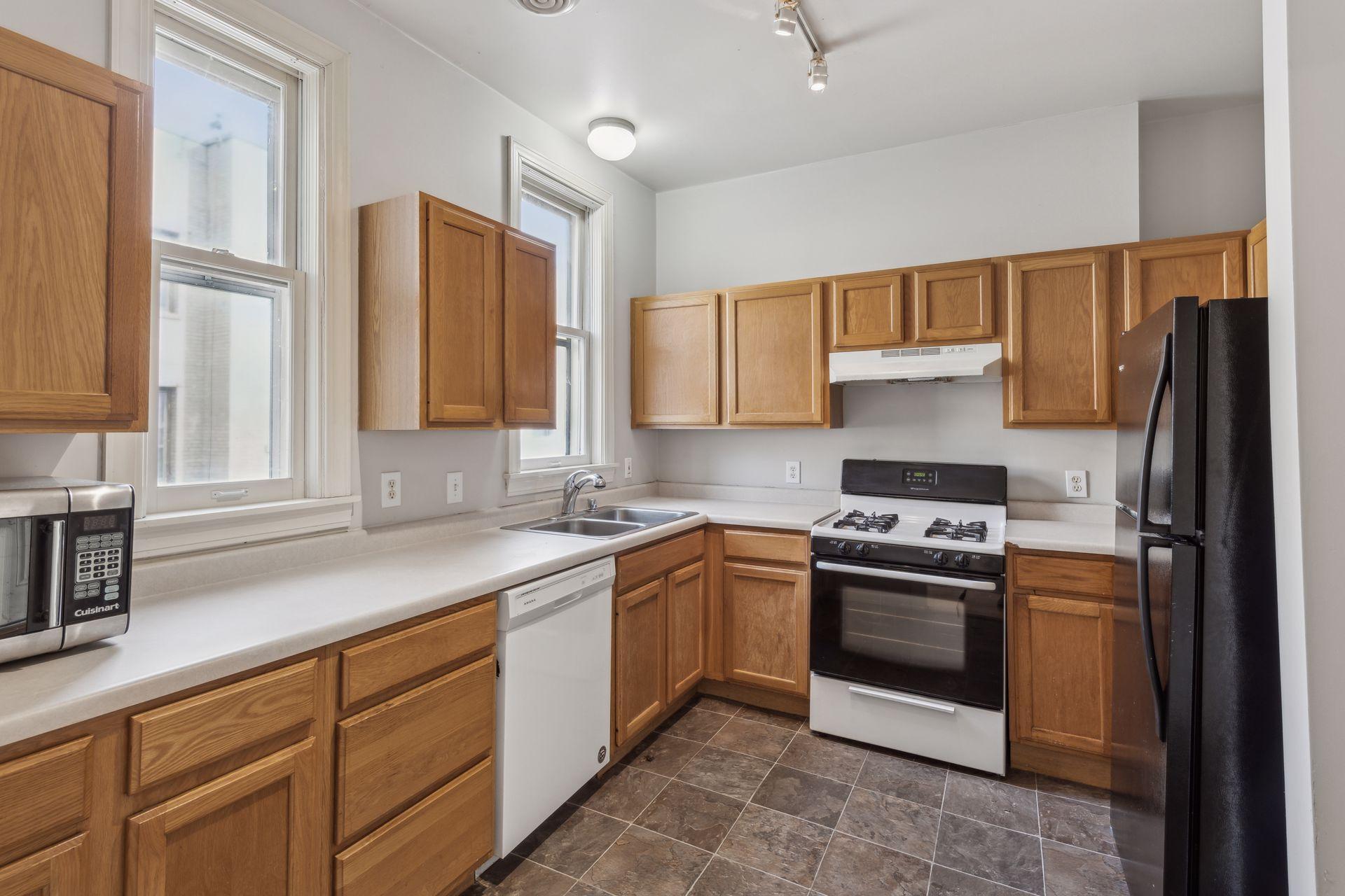 View of Residential Income at 2021 3rd Avenue, Minneapolis MN 55404, Minneapolis (12 of 26) - Mike Wilen | Minnesota Team Real Estate