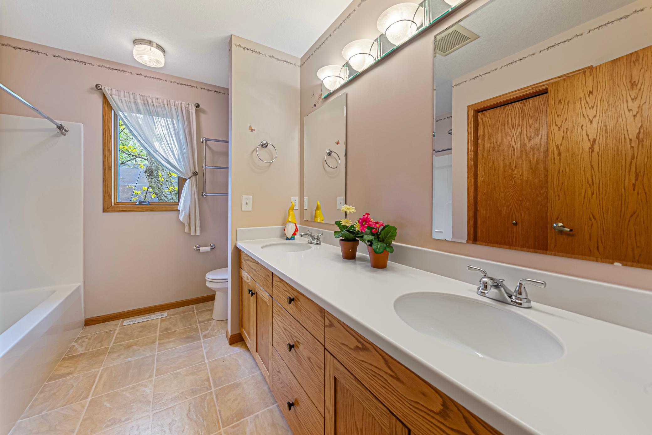 View of Residential at 1508 Lockwood Drive, Northfield MN 55057, Northfield (42 of 70) - Mike Wilen | Minnesota Team Real Estate