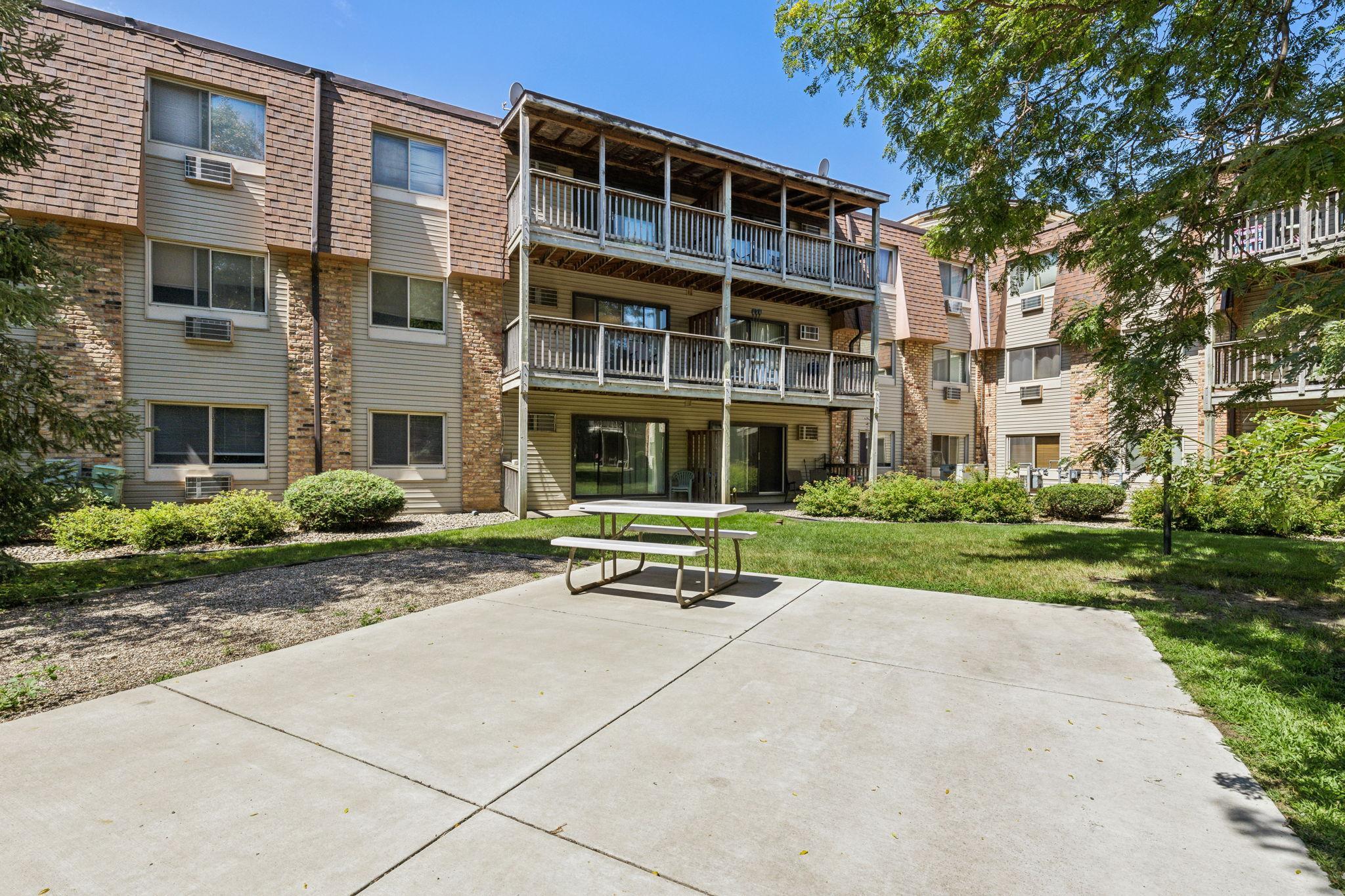 View of Residential at 2011 122nd Street #D5, Burnsville MN 55337, Burnsville (34 of 37) - Mike Wilen | Minnesota Team Real Estate