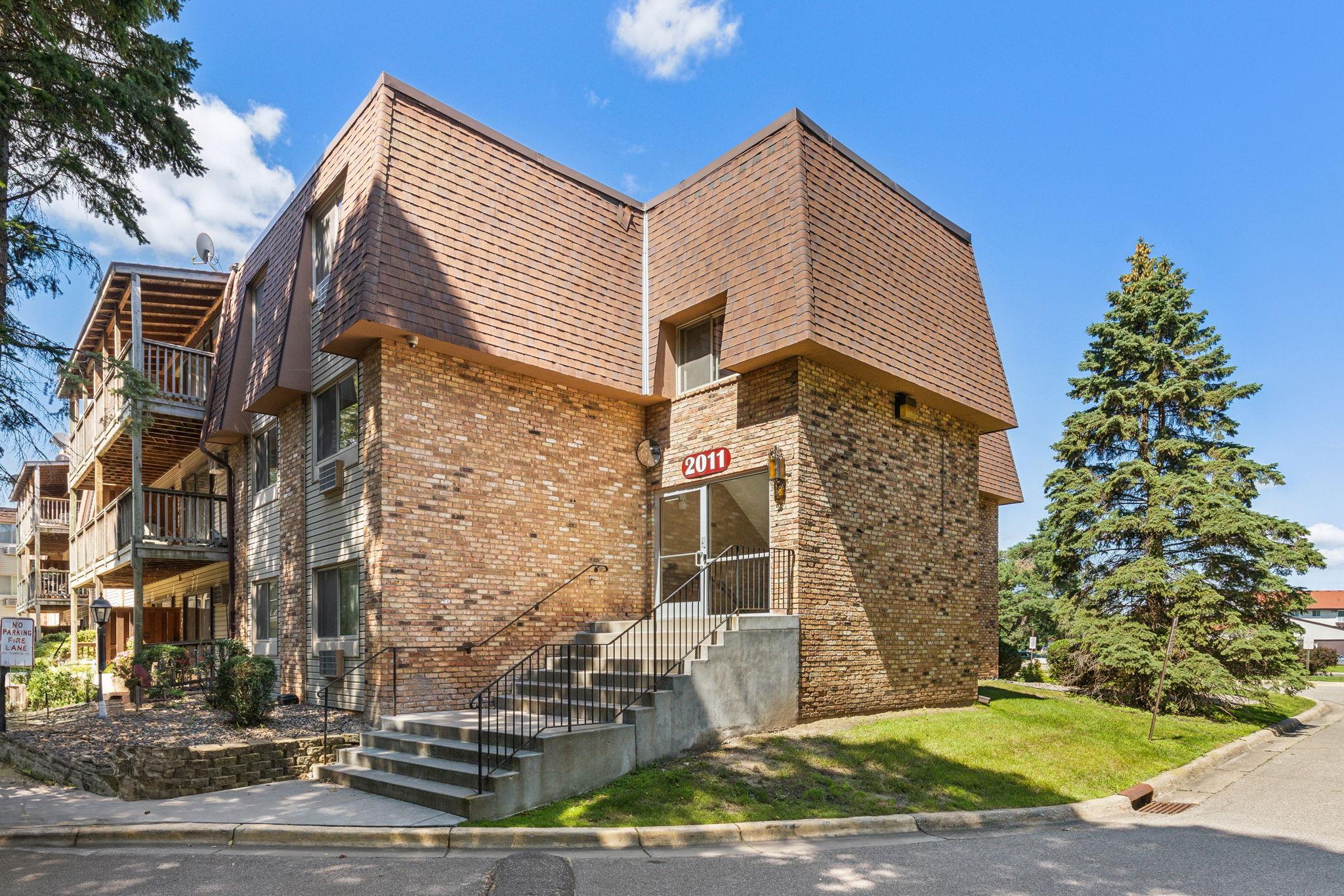 View of Residential at 2011 122nd Street #D5, Burnsville MN 55337, Burnsville (35 of 37) - Mike Wilen | Minnesota Team Real Estate